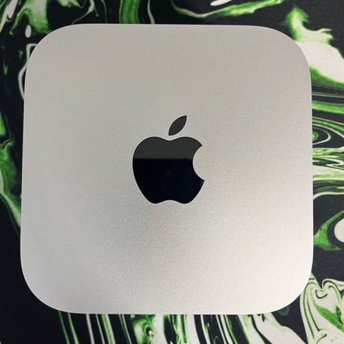Mint condition apple mac - apple,